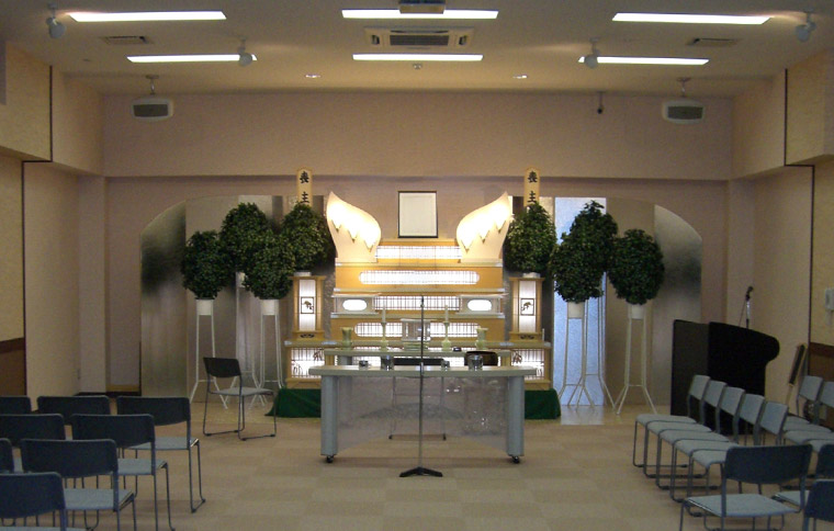 豊橋市の葬儀・葬式・家族葬をお探しなら家族葬のトワーズ® 一般的な葬儀社の式場・ホール